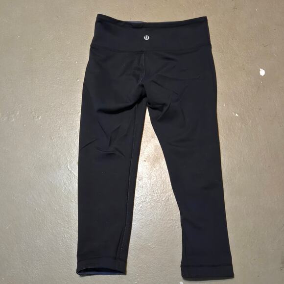Lululemon Mid Rise Gray‎ Black Reversible Crop Leggings Women's Size 4 - Picture 2 of 9